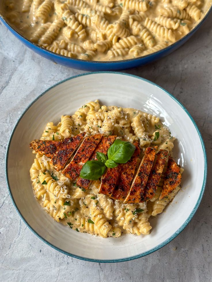 Creamy Garlic Chicken Pasta Recipe